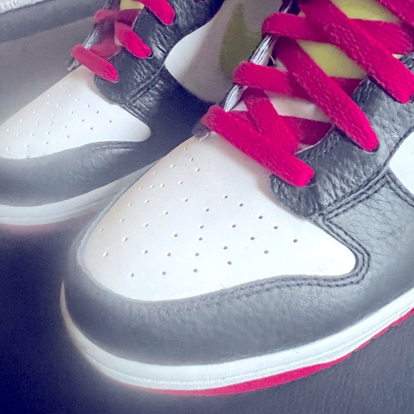 Nike Dunk High London 2012 Fireberry size US 12M - Picture 3 of 10